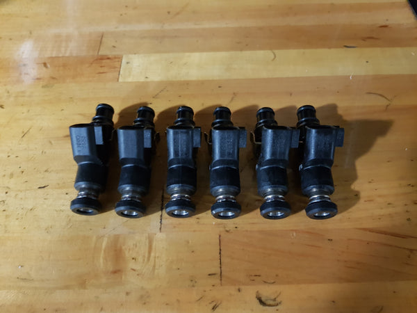 FUEL INJECTORS